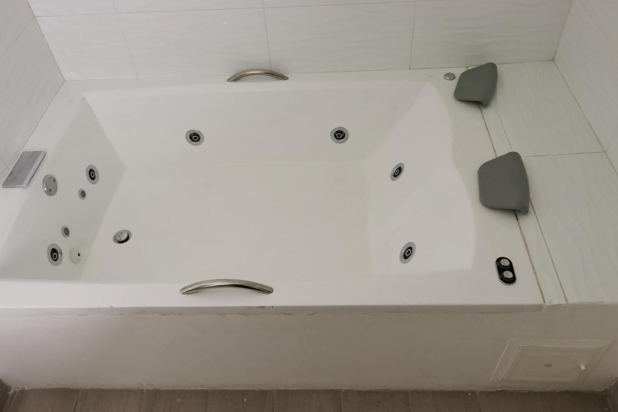 Hotel Loup Μεντεγίν Εξωτερικό φωτογραφία