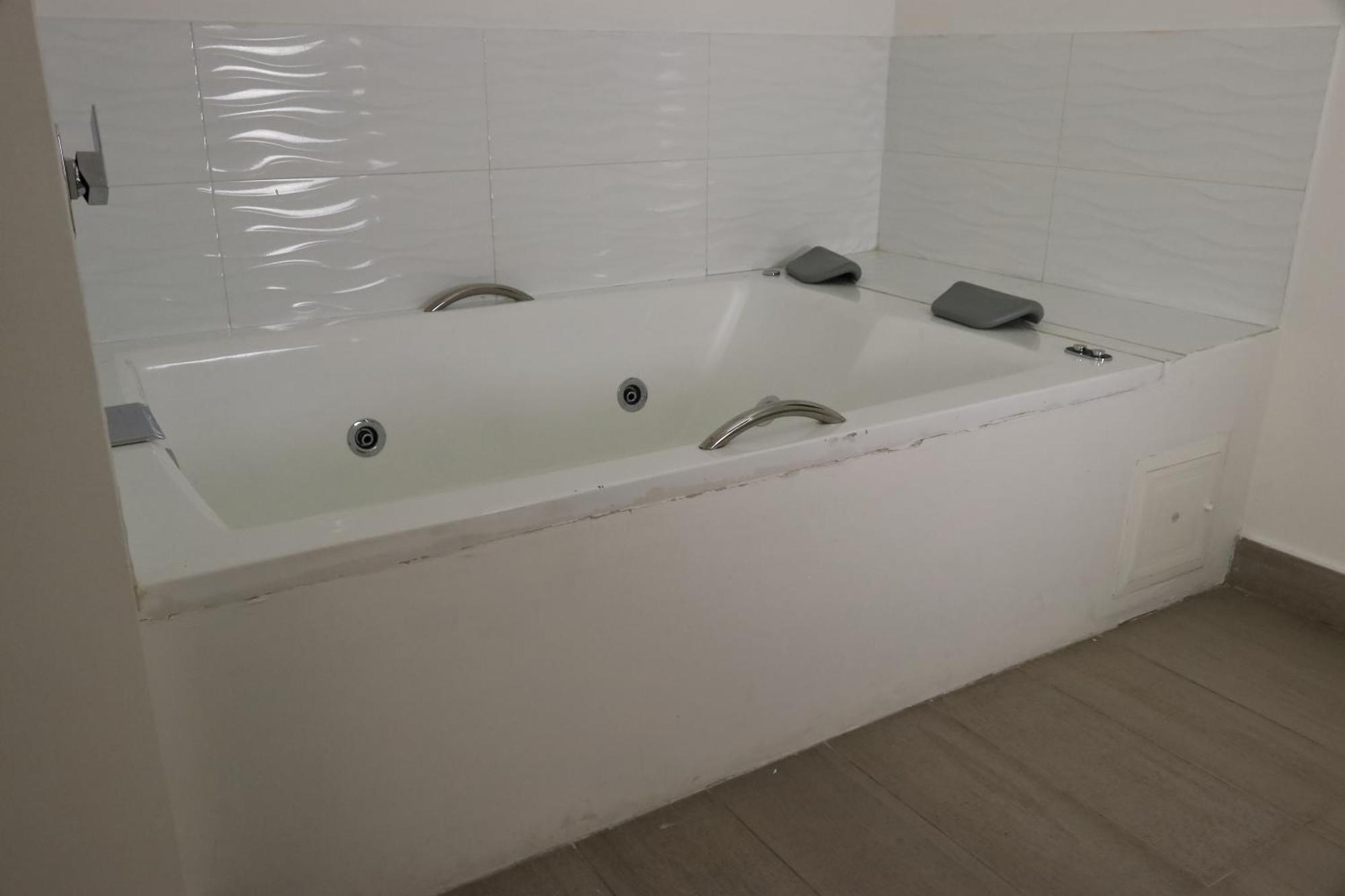 Hotel Loup Μεντεγίν Εξωτερικό φωτογραφία