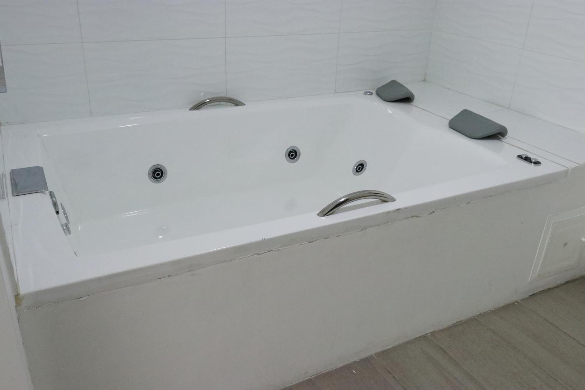 Hotel Loup Μεντεγίν Εξωτερικό φωτογραφία