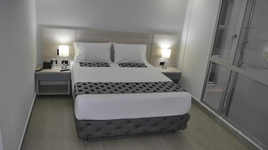 Hotel Loup Μεντεγίν Εξωτερικό φωτογραφία